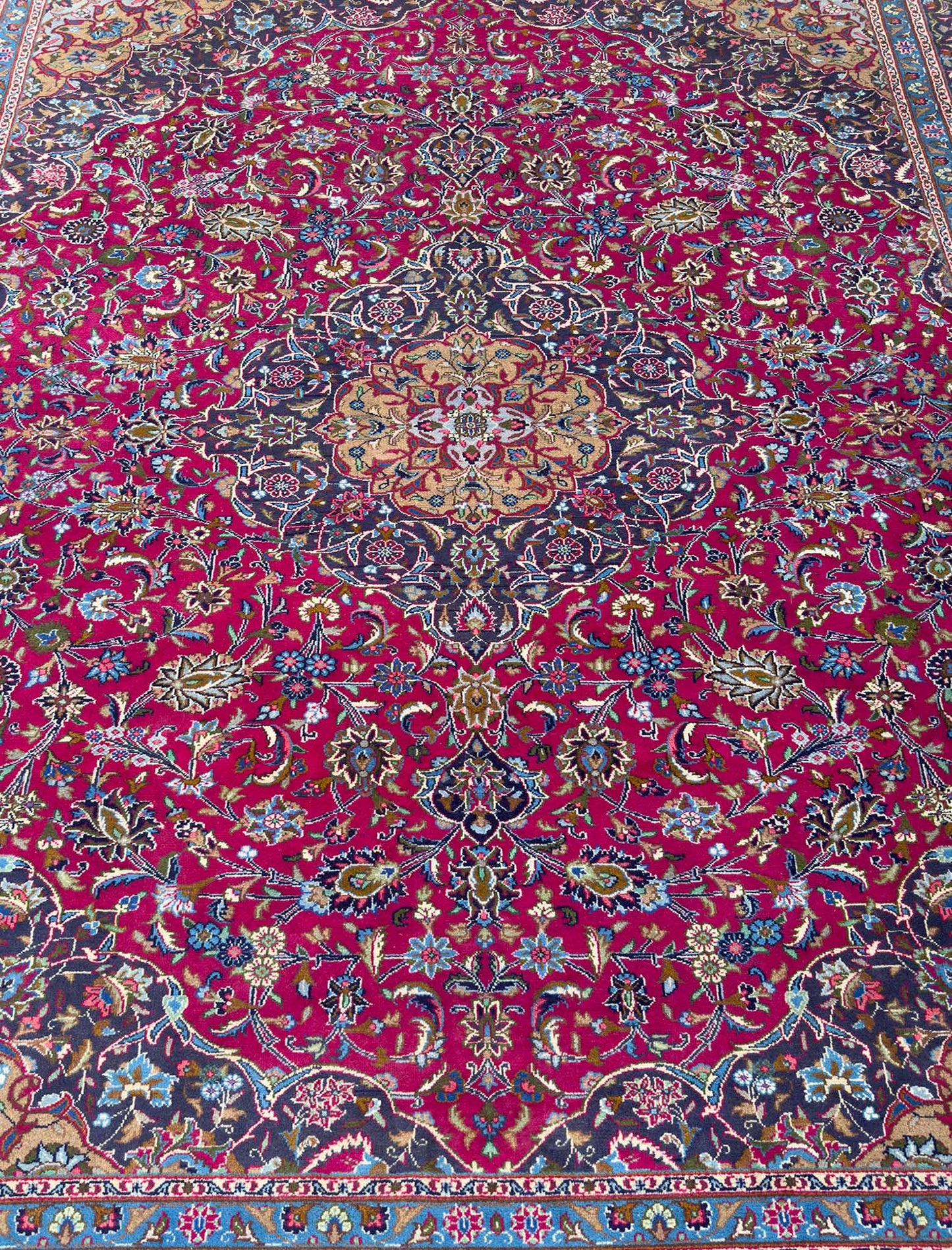 Kashan Rug - 10 x 12 ft
