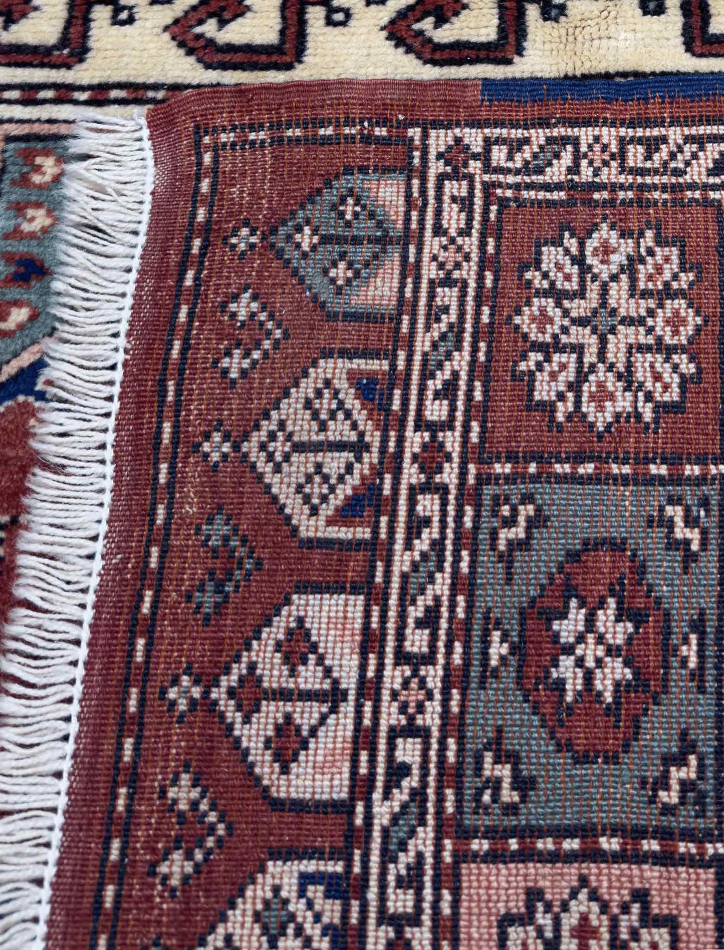 Pre-loved Turkish Rug - 3 x 5 ft
