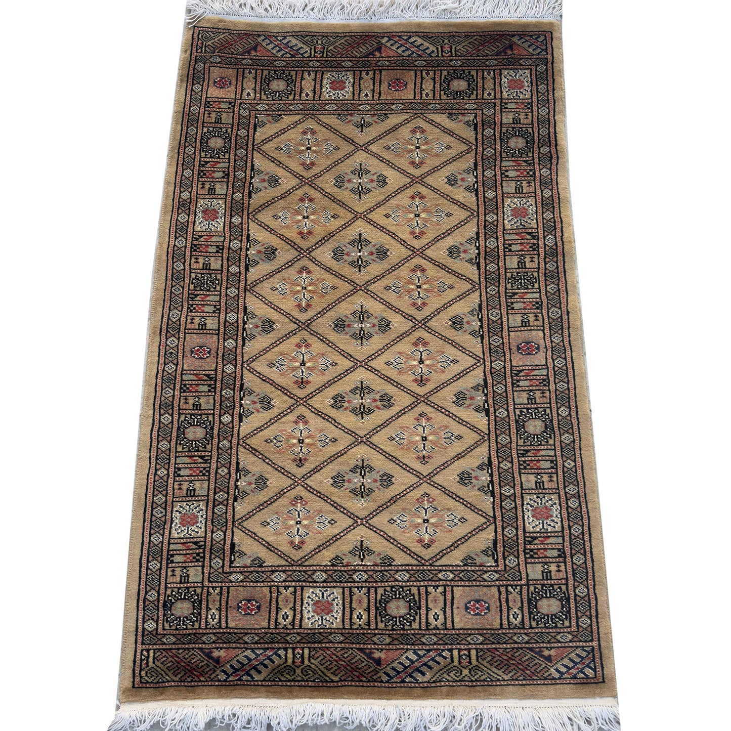 Chiri-Jaal Rug - 2.5 x 4 ft