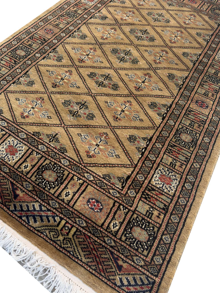 Chiri-Jaal Rug - 2.5 x 4 ft