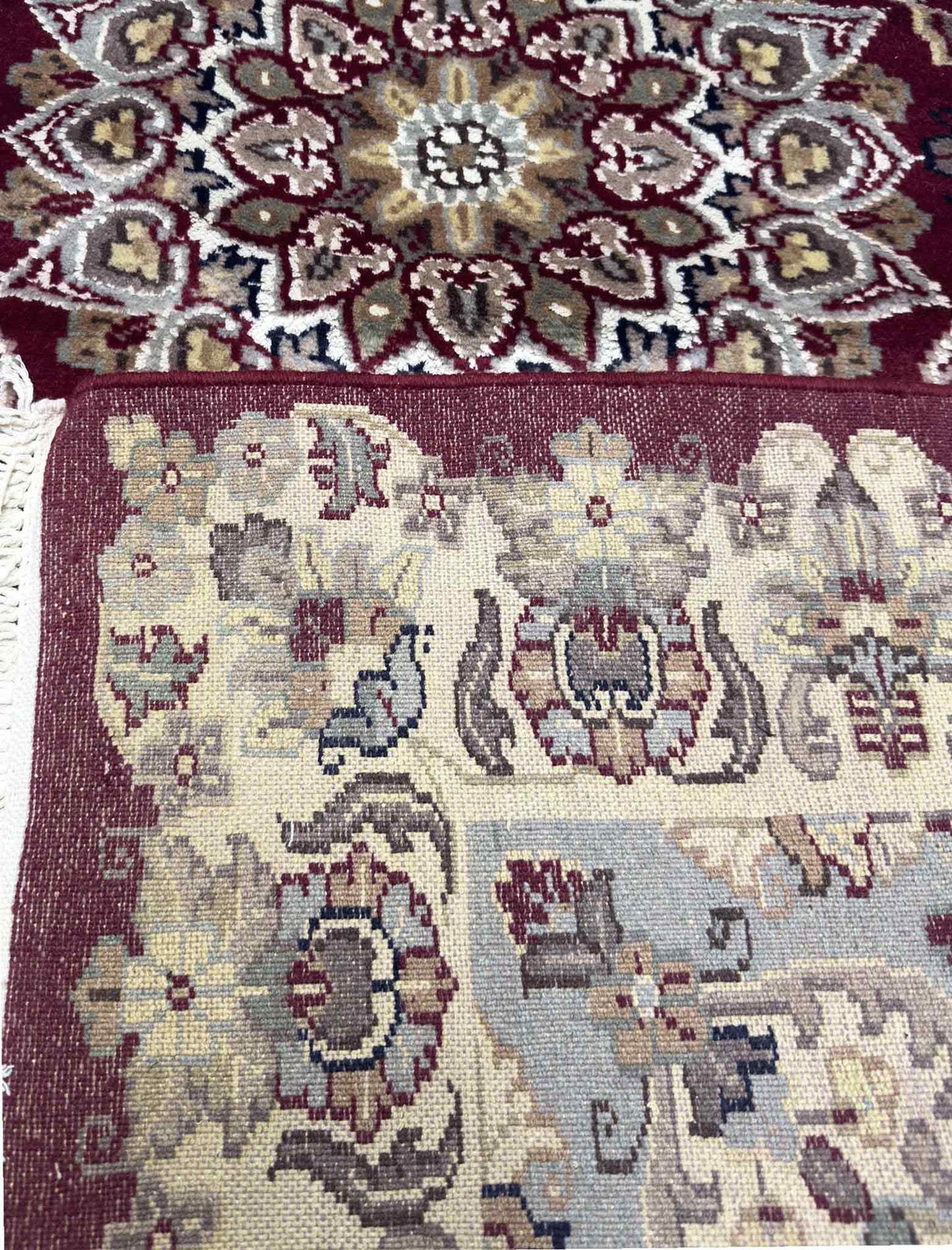Floral Medallion Rug - 3 x 5 ft
