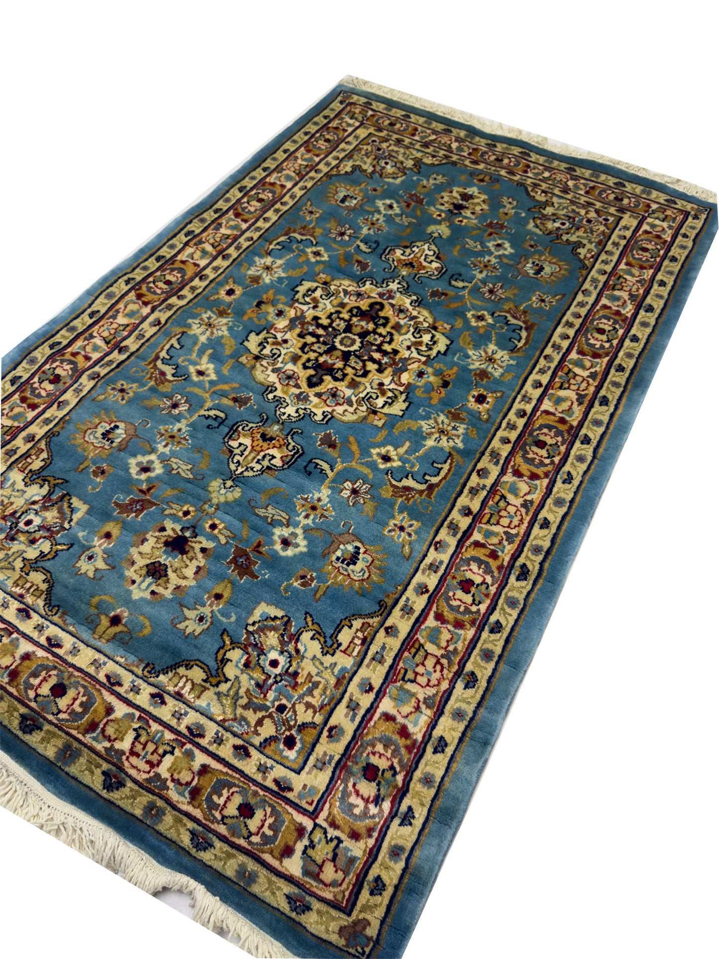 Kashan Floral Rug - 3 x 5 ft
