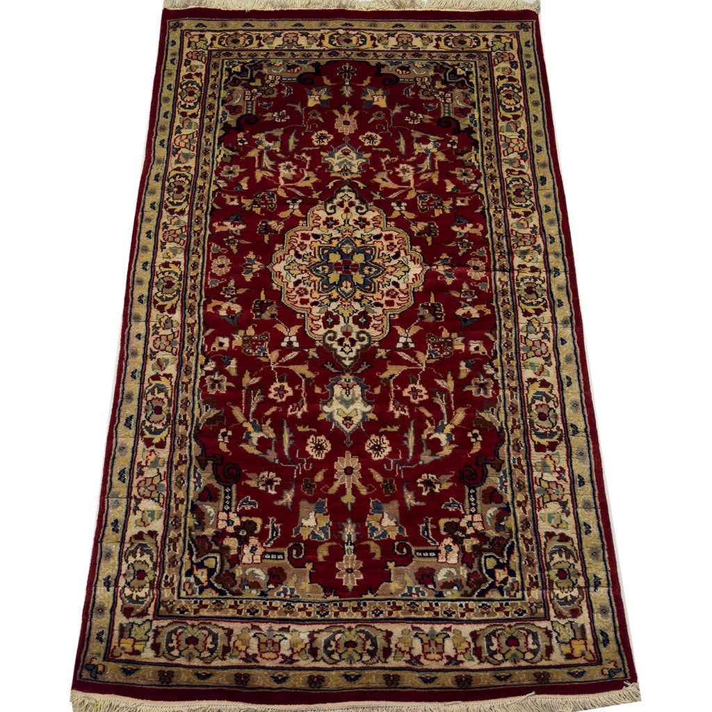 Kashan Floral Rug - 5 x 3 ft