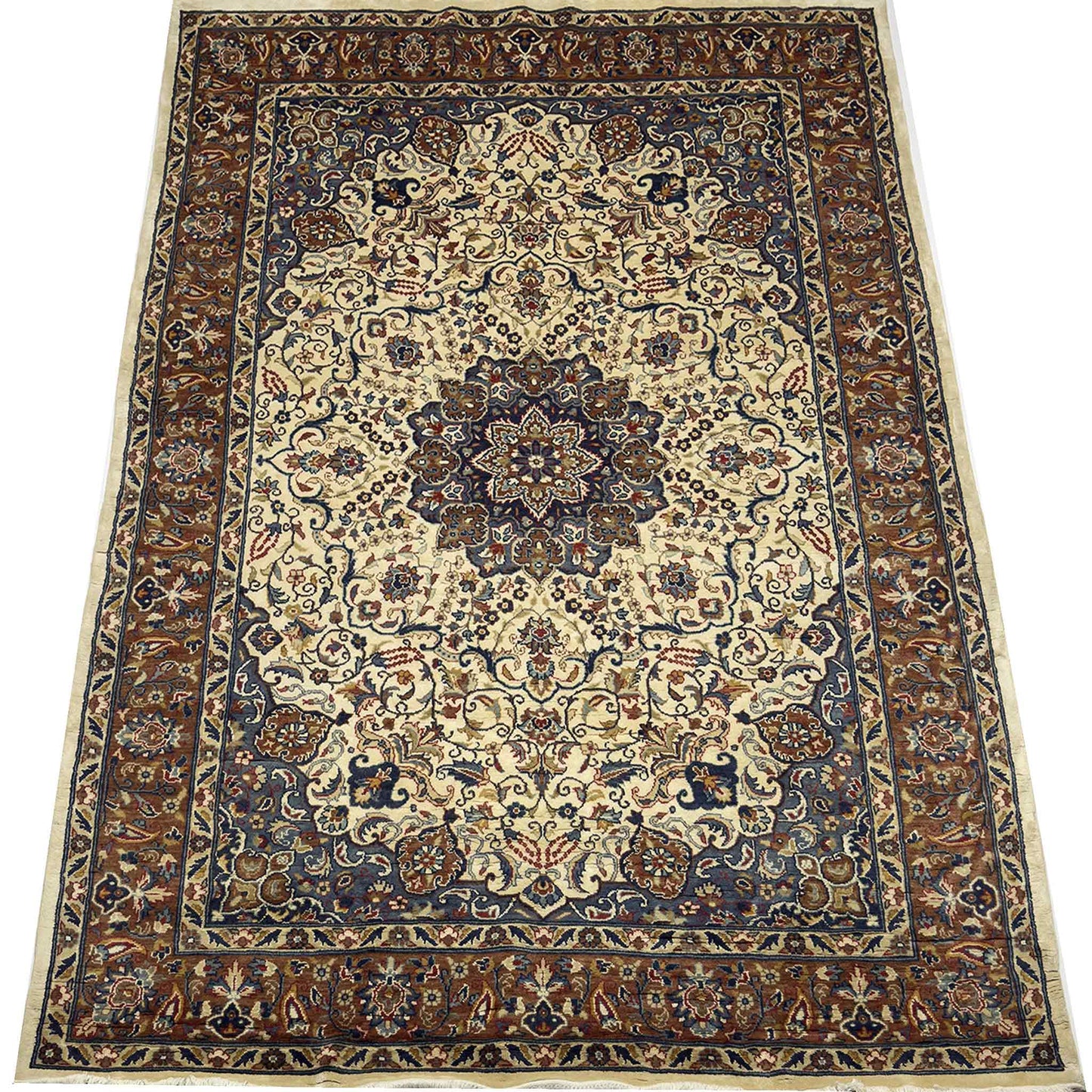 Kashan Medallion Rug - 9 x 6 ft