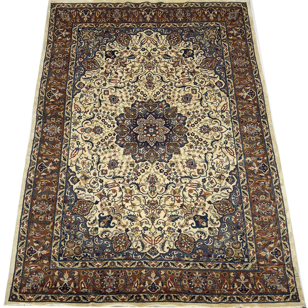 Kashan Medallion Rug - 9 x 6 ft