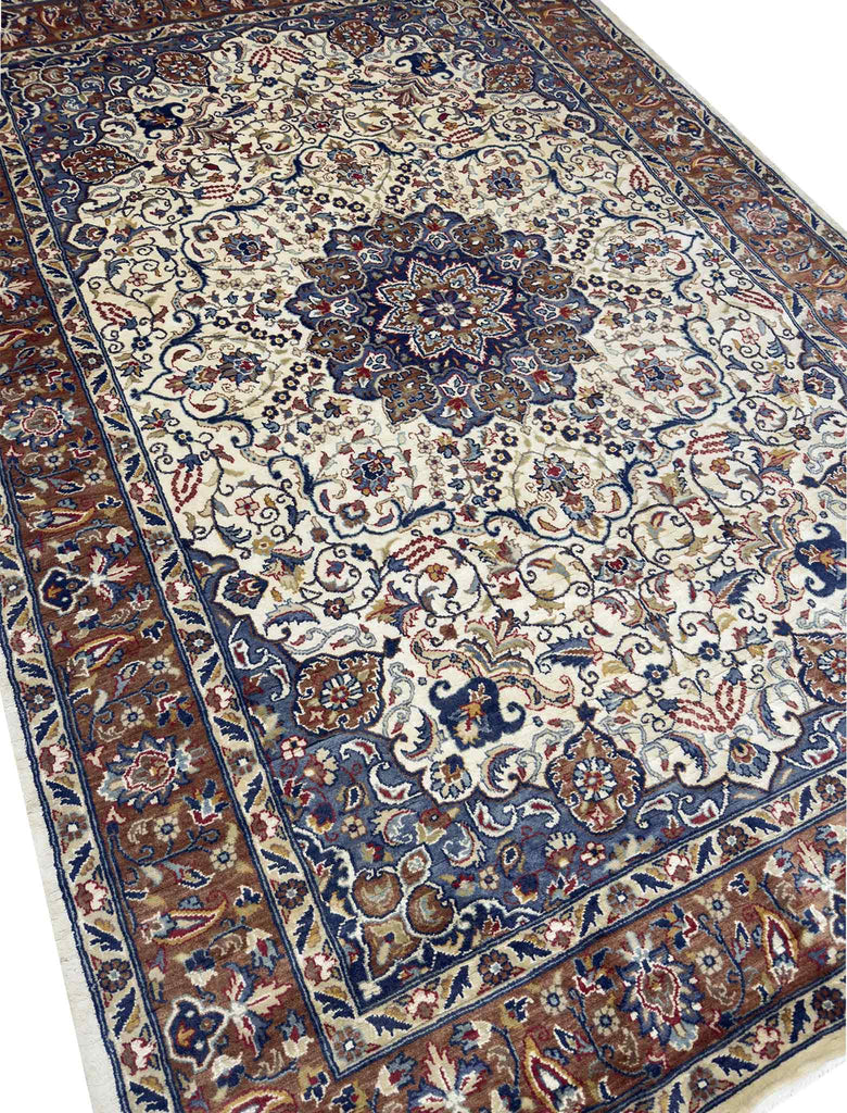Kashan Medallion Rug - 9 x 6 ft