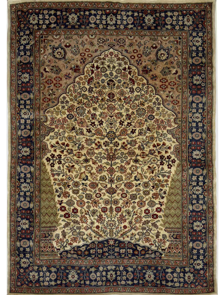 Pak. Miliflower Rug - 7 x 4.5 ft