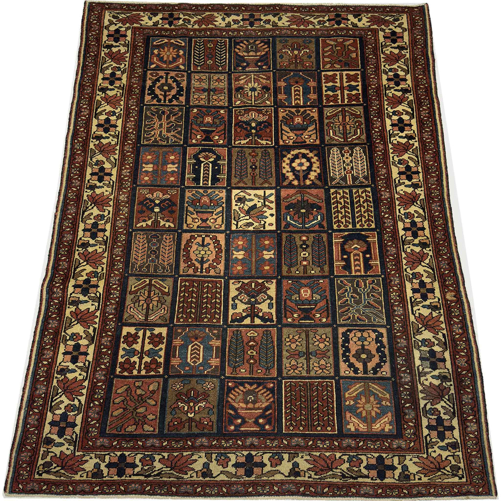 Persian Bakhtiari Rug - 6 x 4 ft