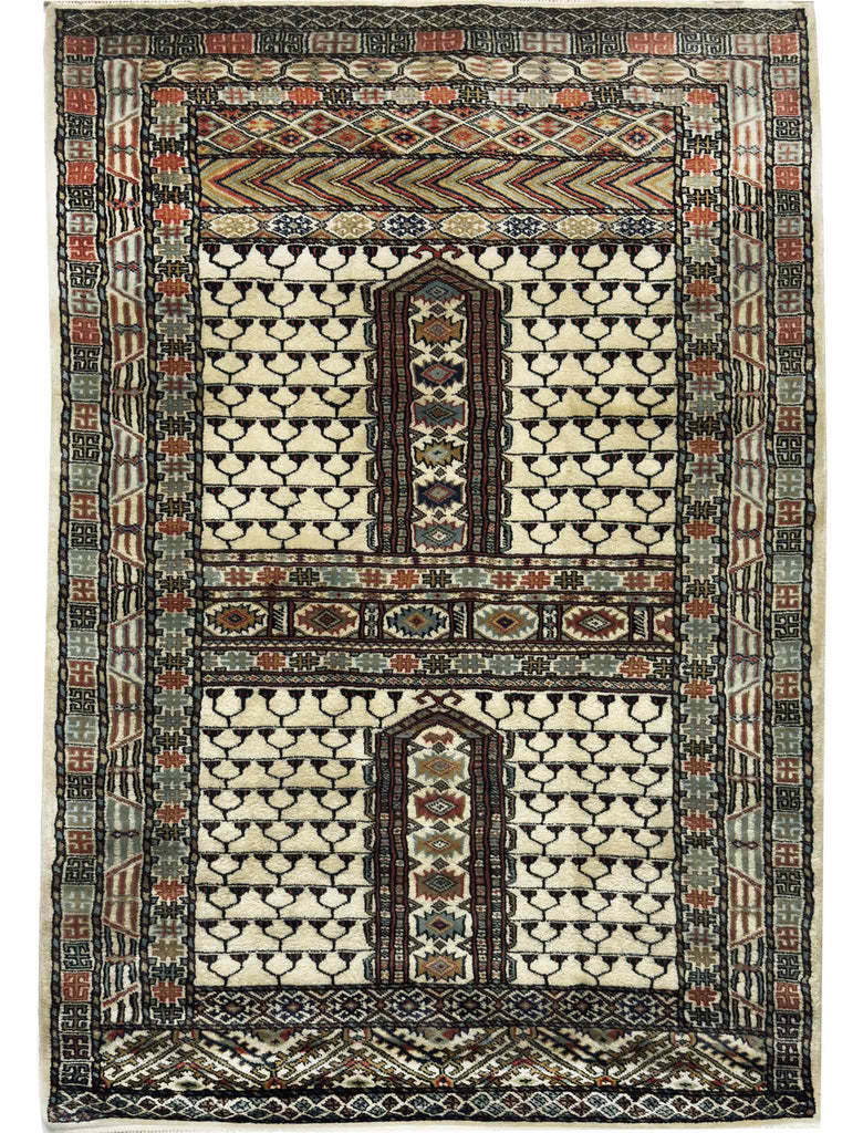 Hatchlu Ensi Rug - 5 x 3 ft