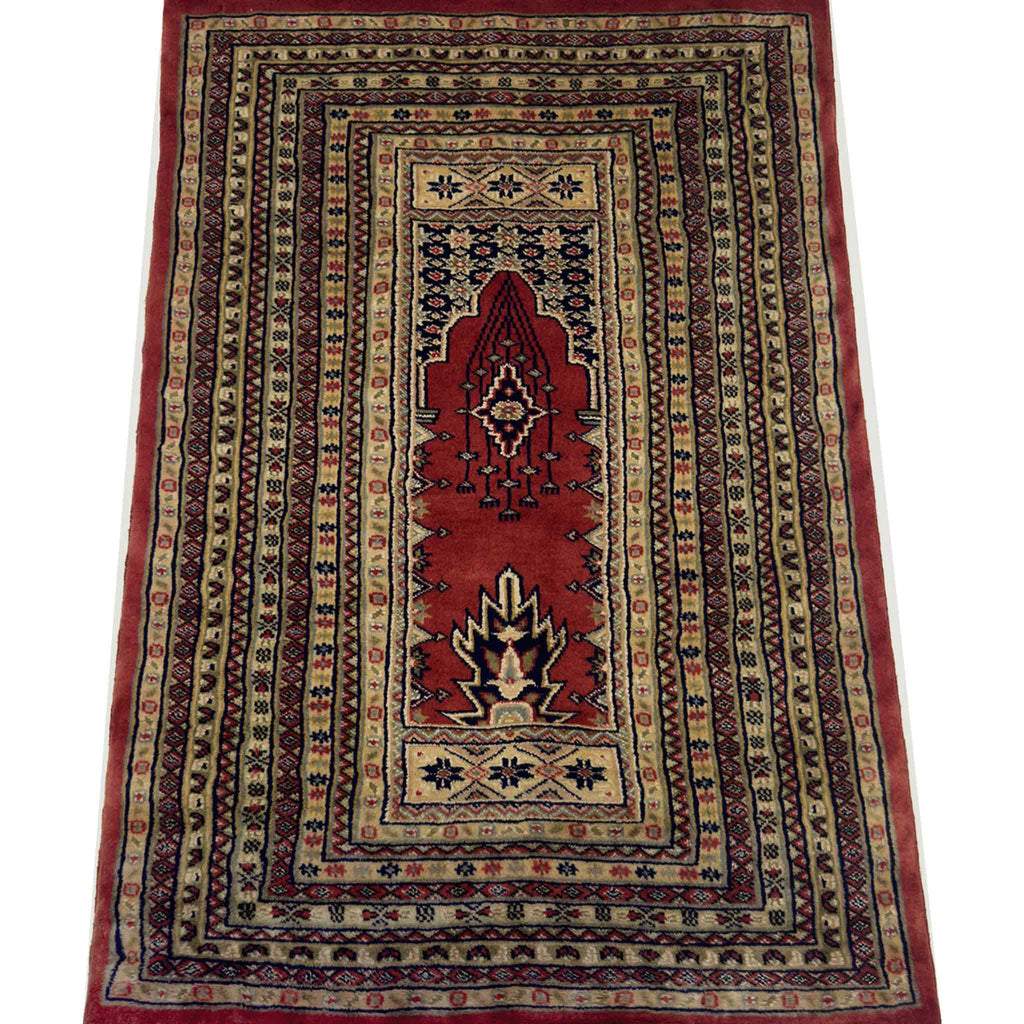 Prayer Rug - 4 x 2.5 ft
