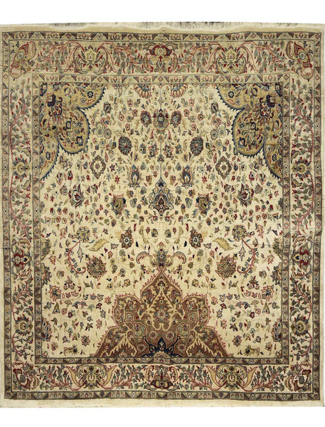 Kashan Floral Rug - 7 x 8 ft