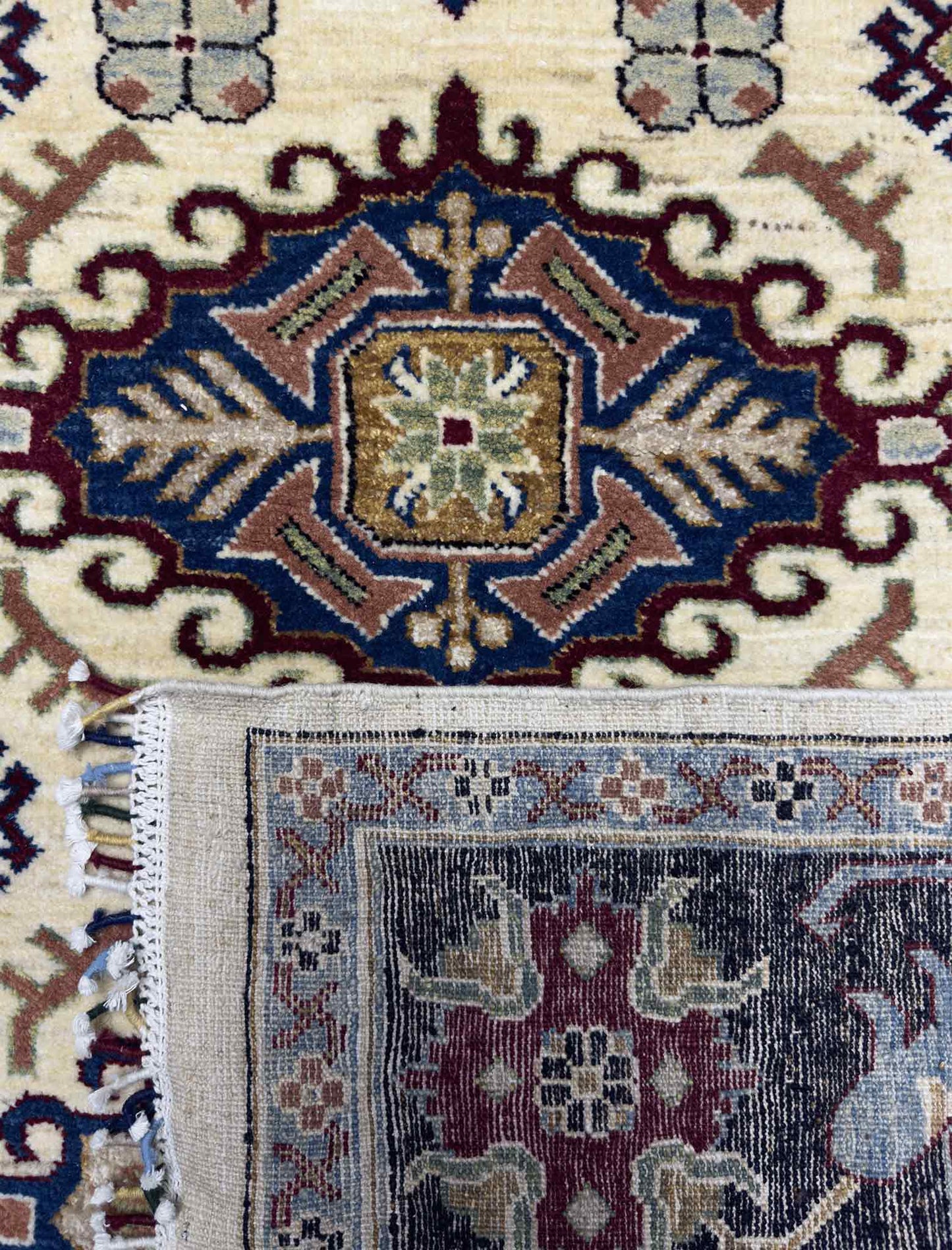 Modern Kazak Rug - 5 x 6.5 ft
