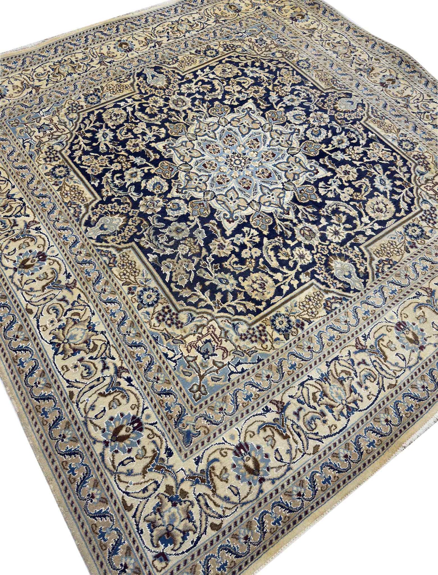 Persian Nain Rug - 6.5 x 6.5 ft