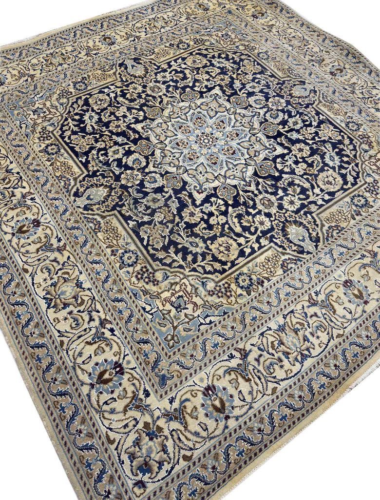 Persian Nain Rug - 6.5 x 6.5 ft