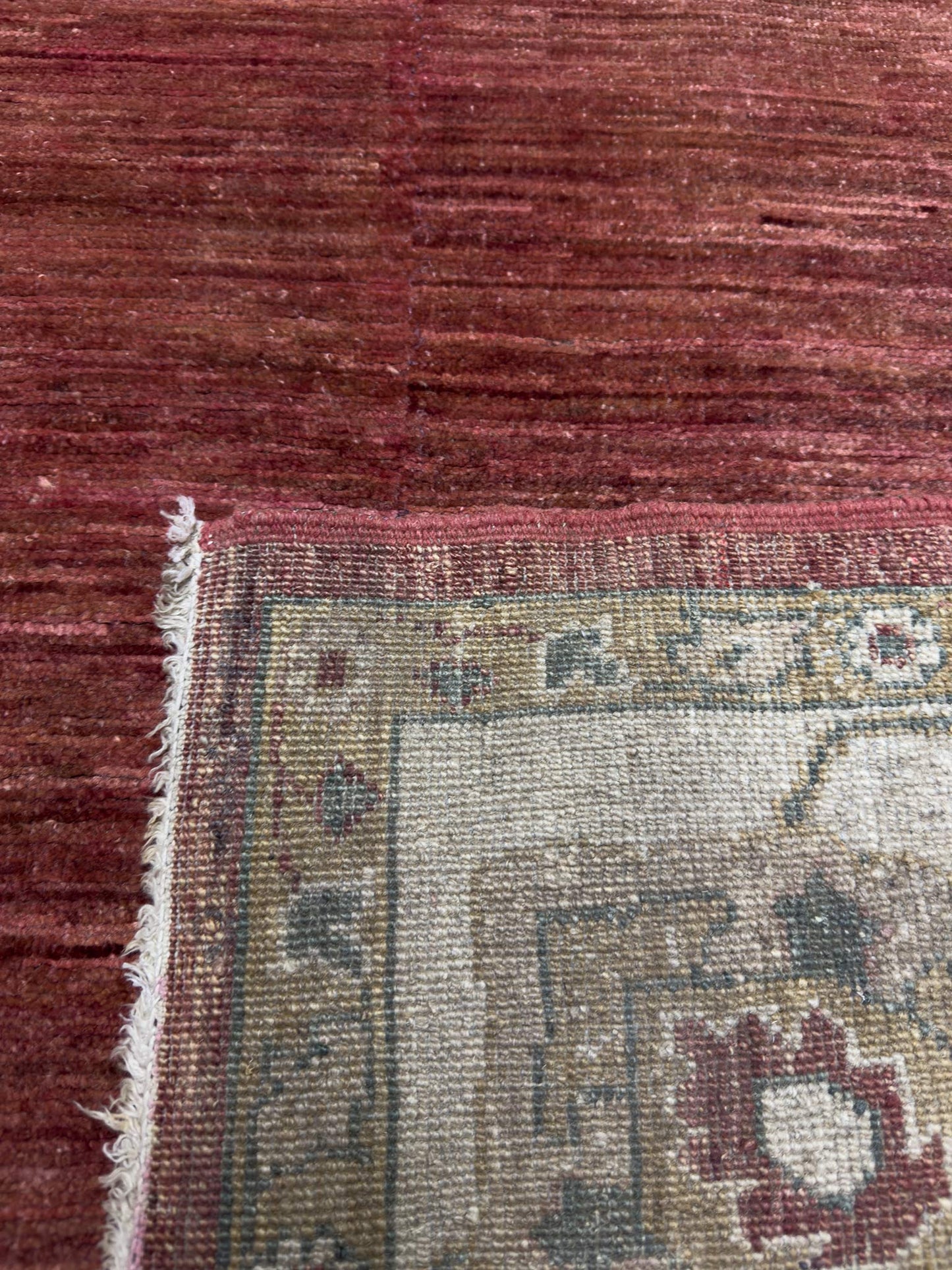 Pre-loved Chobbi Rug - 5.5 x 8.5 ft