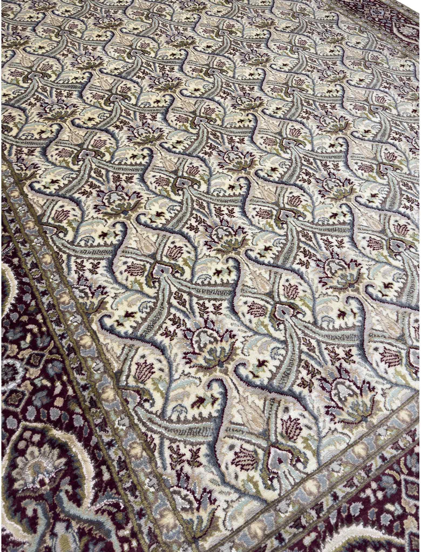 Modern Ikat Rug - 8 x 10 ft