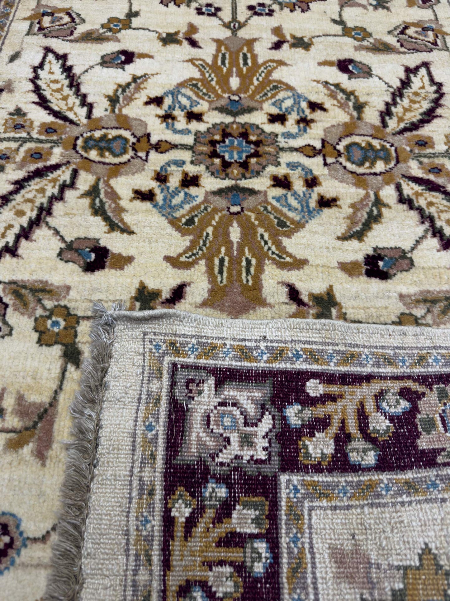 Modern Chobbi Rug - 3 x 5 ft