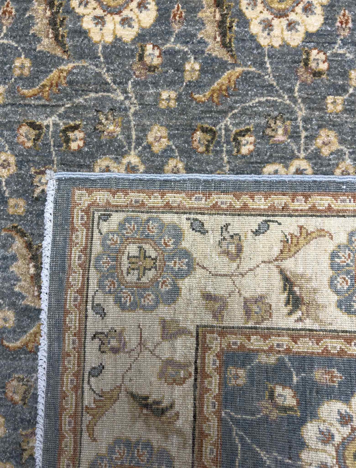 Modern Chobbi Rug - 6 x 4 ft
