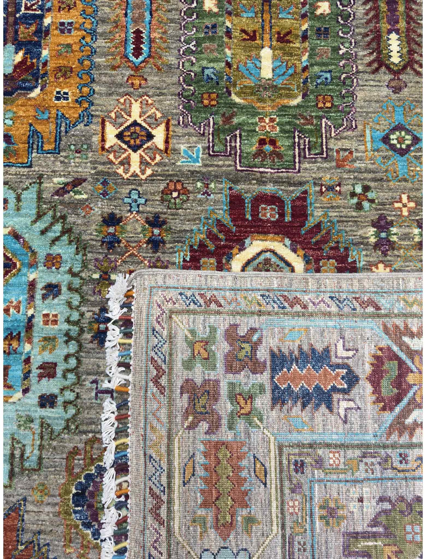 Modern Sultani Rug - 5 x 8 ft