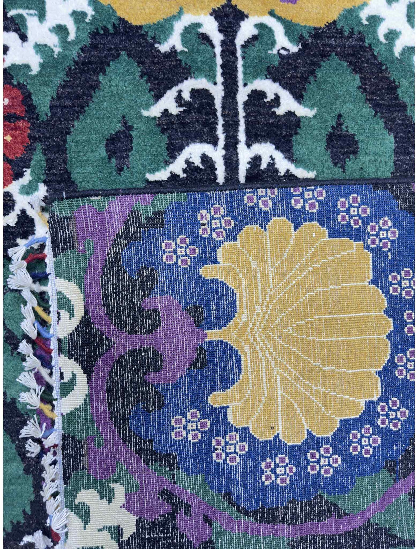 Modern Suzani Rug - 6 x 9 ft