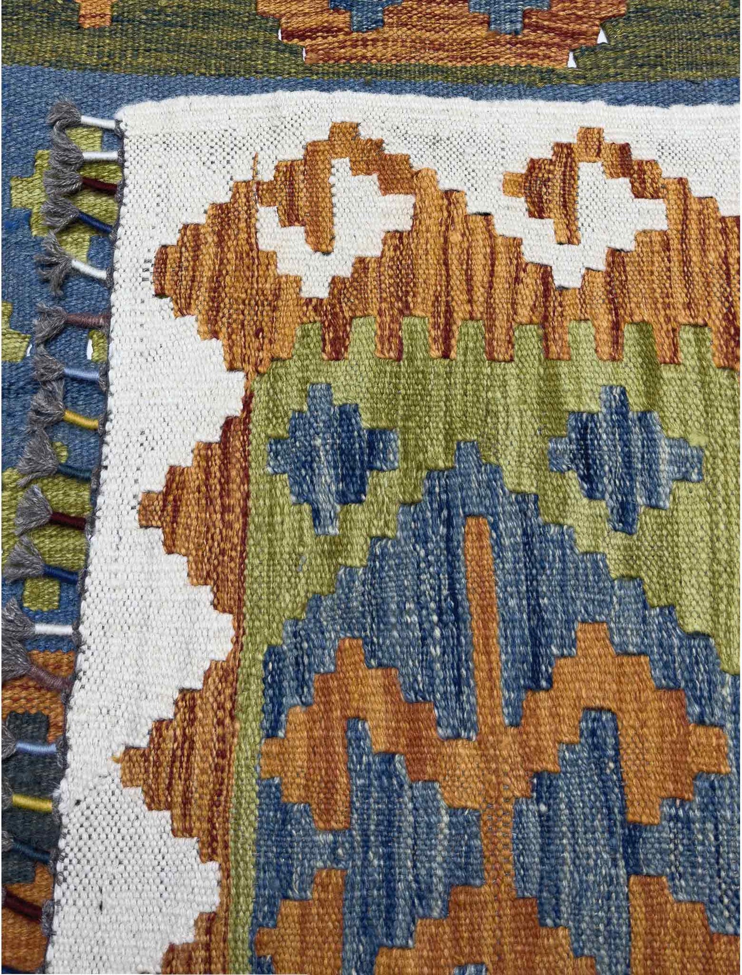 Meimnah Kilim - 5 x 7 ft