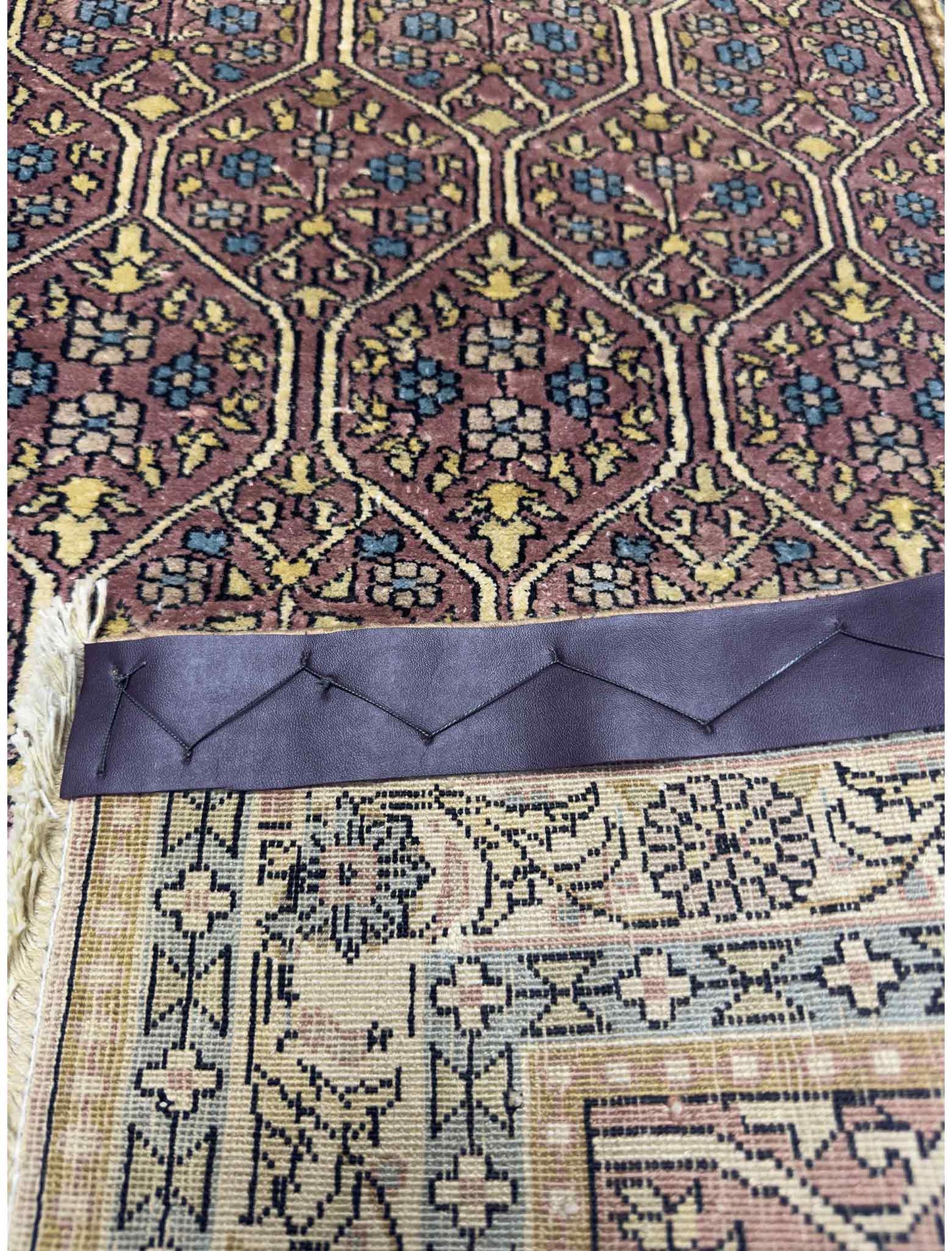Kasmir Silk Rug - 3 x 2 ft