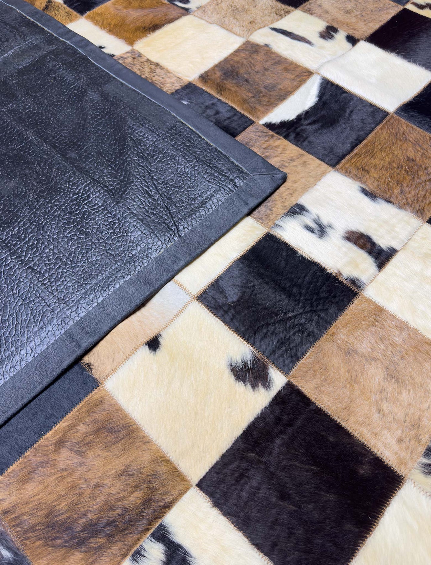 Cowhide Rug - 7.5 x 7.5 ft