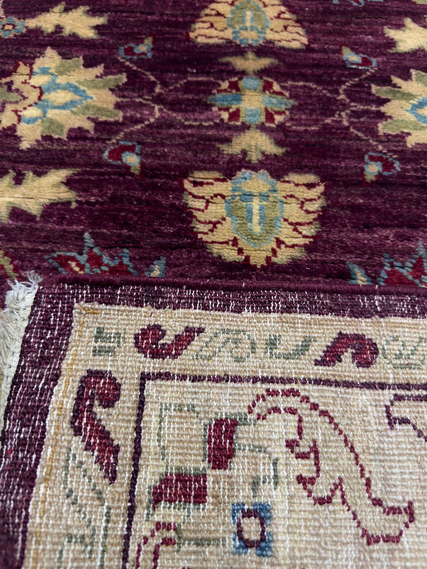 Modern Chobbi Rug - 3 x 5 ft