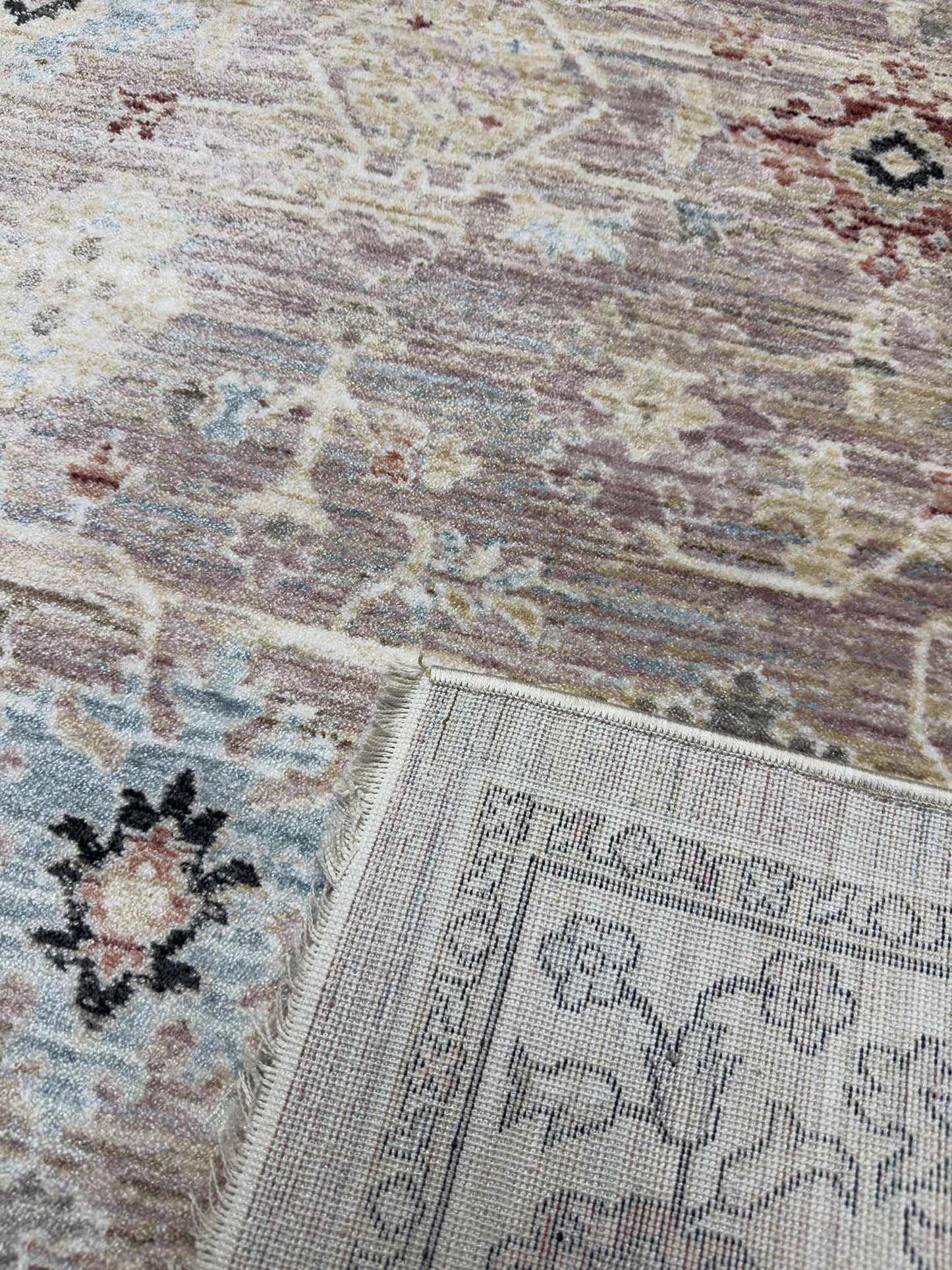 Modern Vintage Rug - 4 x 6 ft