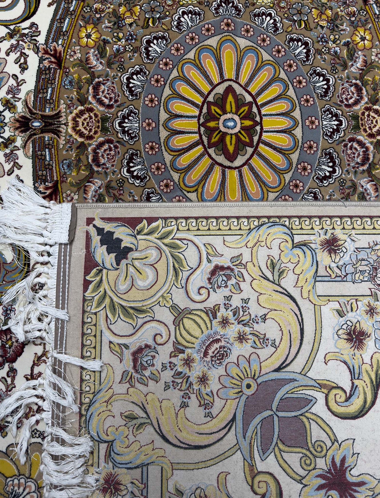 Modern Versace Rug - 5 x 7 ft