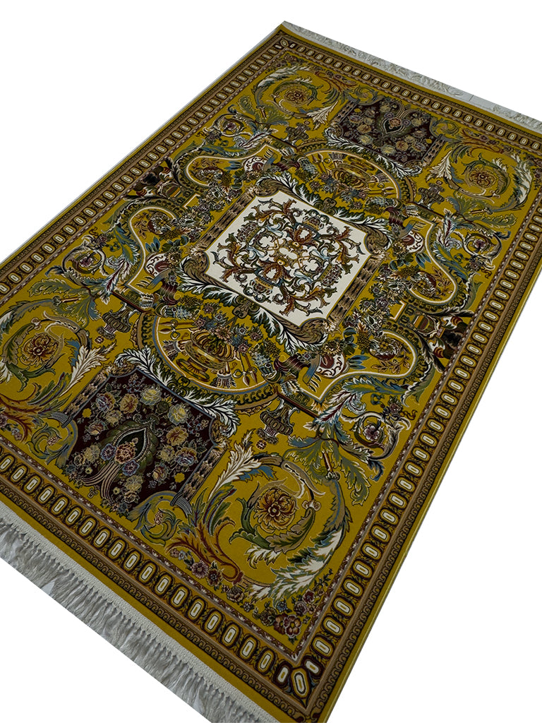 Modern Versace Rug - 5 x 7 ft
