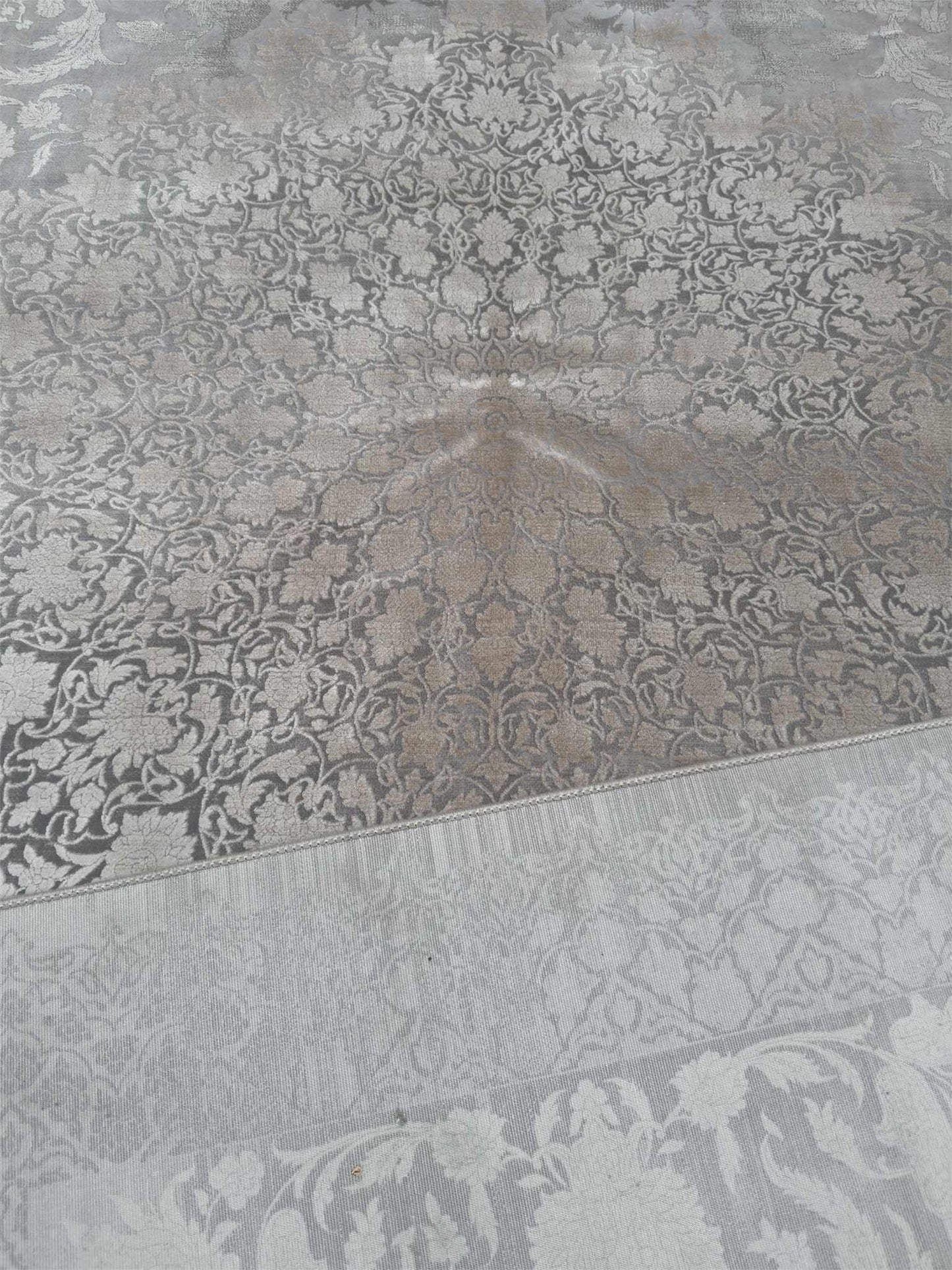 Vintage Medallion Rug - 10 x 13 ft