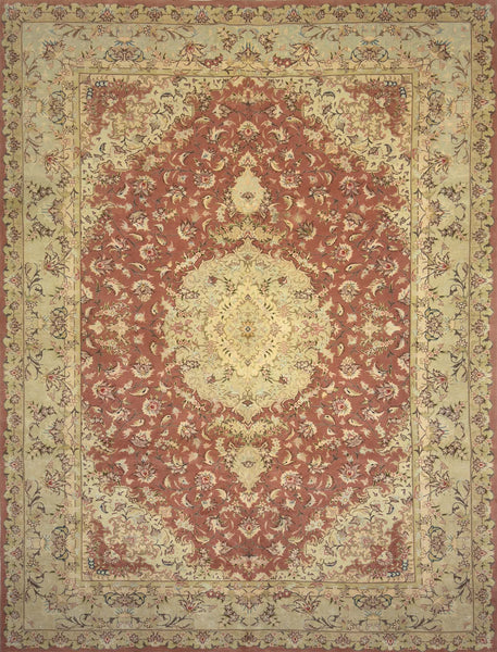 Royal Tabrez Rug - 7 x 10 ft