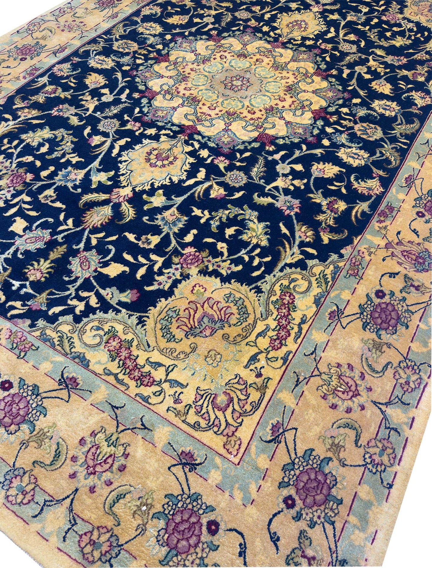Pre-loved Royal Tabrez Rug - 6.5 x 9.5 ft