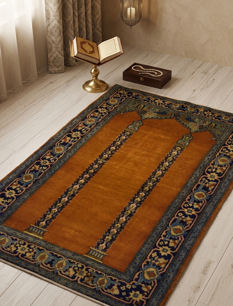 Persian Prayer Rug - 4 x 2.5 ft